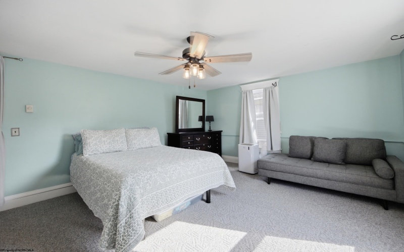 314 Vermont Avenue, Clarksburg, West Virginia 26301-3861, 4 Bedroom Bedrooms, 8 Room Rooms,3 BathroomBathrooms,Single Family Detached,For Sale,Vermont,0,10166953