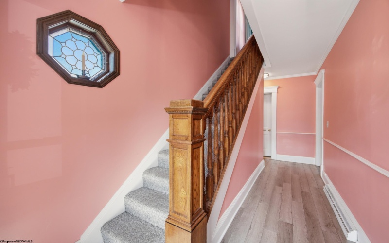 314 Vermont Avenue, Clarksburg, West Virginia 26301-3861, 4 Bedroom Bedrooms, 8 Room Rooms,3 BathroomBathrooms,Single Family Detached,For Sale,Vermont,0,10166953