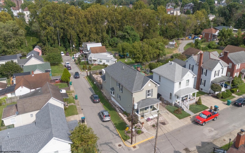 314 Vermont Avenue, Clarksburg, West Virginia 26301-3861, 4 Bedroom Bedrooms, 8 Room Rooms,3 BathroomBathrooms,Single Family Detached,For Sale,Vermont,0,10166953