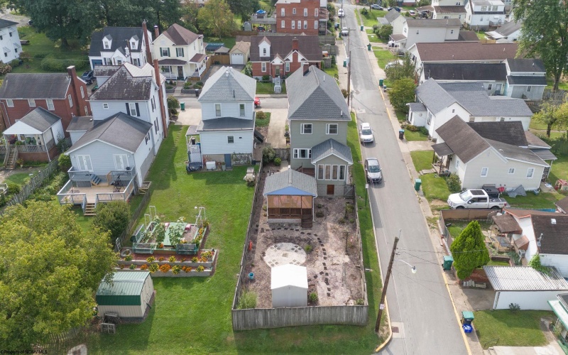 314 Vermont Avenue, Clarksburg, West Virginia 26301-3861, 4 Bedroom Bedrooms, 8 Room Rooms,3 BathroomBathrooms,Single Family Detached,For Sale,Vermont,0,10166953