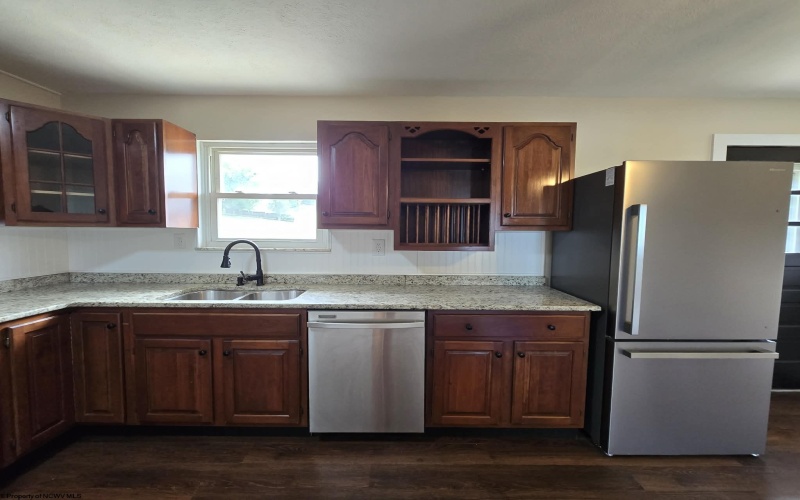 1505 18th Street, Clarksburg, West Virginia 26301, 3 Bedroom Bedrooms, 5 Room Rooms,1 BathroomBathrooms,Single Family Detached,For Sale,18th,0,10166933