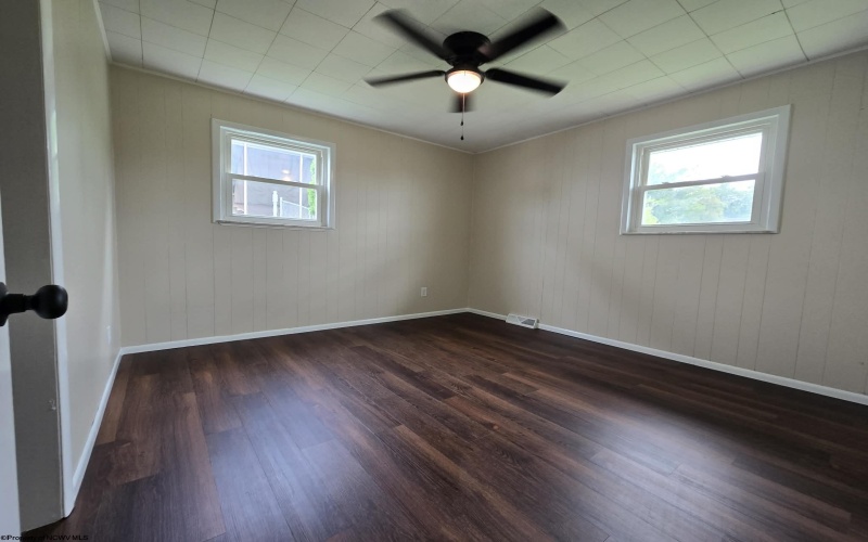 1505 18th Street, Clarksburg, West Virginia 26301, 3 Bedroom Bedrooms, 5 Room Rooms,1 BathroomBathrooms,Single Family Detached,For Sale,18th,0,10166933