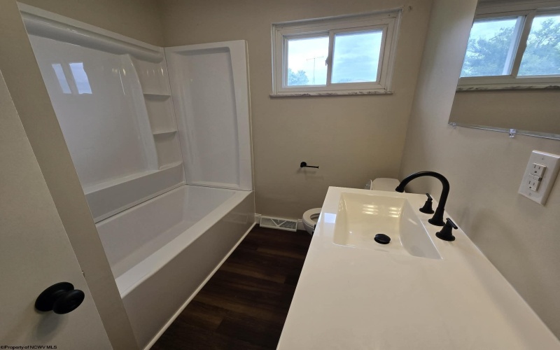 1505 18th Street, Clarksburg, West Virginia 26301, 3 Bedroom Bedrooms, 5 Room Rooms,1 BathroomBathrooms,Single Family Detached,For Sale,18th,0,10166933