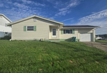 1505 18th Street, Clarksburg, West Virginia 26301, 3 Bedroom Bedrooms, 5 Room Rooms,1 BathroomBathrooms,Single Family Detached,For Sale,18th,0,10166933