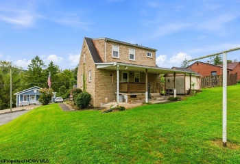 406 Thomas Avenue, Nutter Fort, West Virginia 26301, 4 Bedroom Bedrooms, 7 Room Rooms,1 BathroomBathrooms,Single Family Detached,For Sale,Thomas,0,10166936