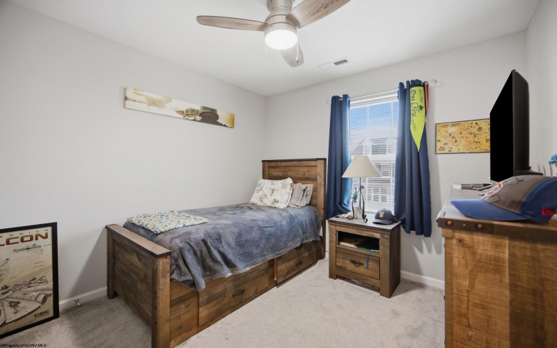 24 Dover Court, Bridgeport, West Virginia 26330, 3 Bedroom Bedrooms, 6 Room Rooms,2 BathroomBathrooms,Single Family Attached,For Sale,Dover,0,10166952