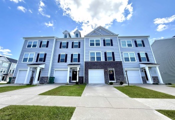 24 Dover Court, Bridgeport, West Virginia 26330, 3 Bedroom Bedrooms, 6 Room Rooms,2 BathroomBathrooms,Single Family Attached,For Sale,Dover,0,10166952