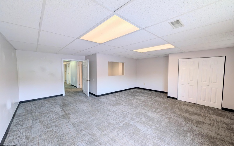 27 Trovato Street, Bridgeport, West Virginia 26330, 0 , 0 ,0,Commercial (lease),For Rent,Trovato,0,10161791