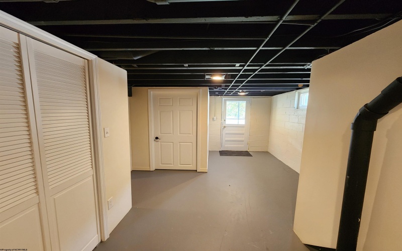 8046 Kidd Avenue, Stonewood, West Virginia 26301, 2 Bedroom Bedrooms, 5 Room Rooms,2 BathroomBathrooms,Single Family Detached,For Sale,Kidd,0,10166942