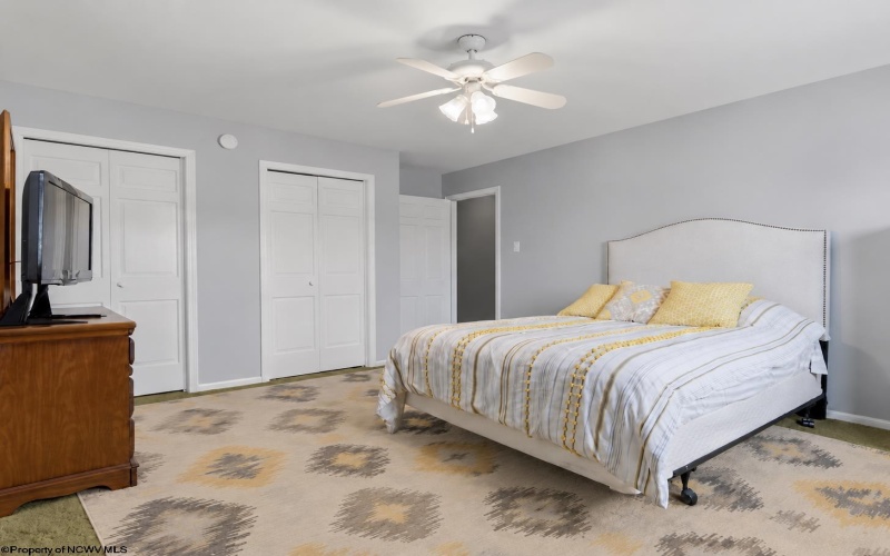101 Ash Street, Shinnston, West Virginia 26431, 4 Bedroom Bedrooms, 11 Room Rooms,1 BathroomBathrooms,Single Family Detached,For Sale,Ash,0,10166945