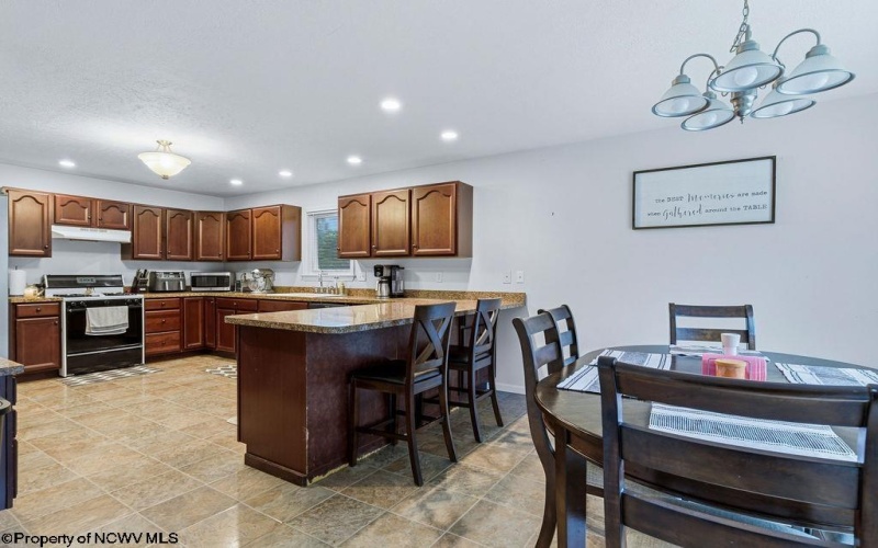 434 James Street, Bridgeport, West Virginia 26330, 3 Bedroom Bedrooms, 5 Room Rooms,2 BathroomBathrooms,Single Family Detached,For Sale,James,0,10166943