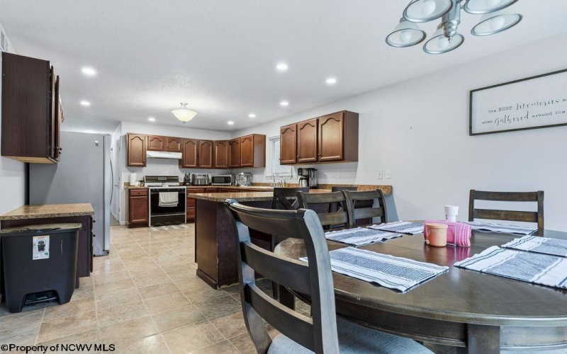 434 James Street, Bridgeport, West Virginia 26330, 3 Bedroom Bedrooms, 5 Room Rooms,2 BathroomBathrooms,Single Family Detached,For Sale,James,0,10166943