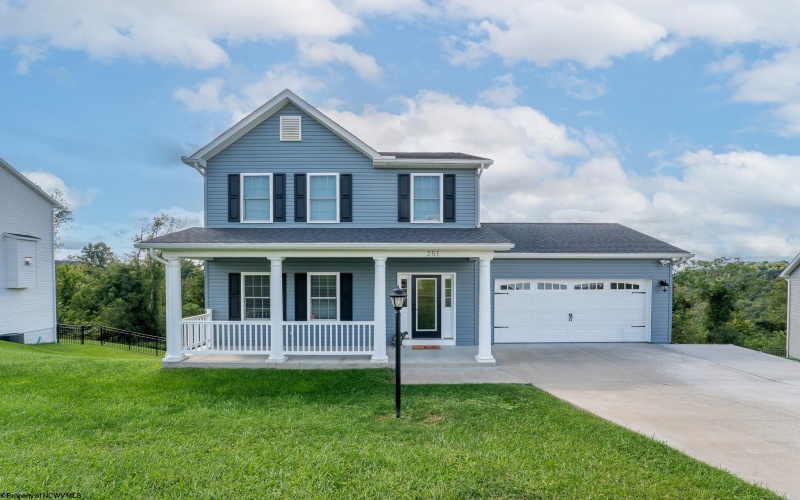 251 Charolais Circle, Fairmont, West Virginia 26554, 3 Bedroom Bedrooms, 8 Room Rooms,3 BathroomBathrooms,Single Family Detached,For Sale,Charolais,0,10166944