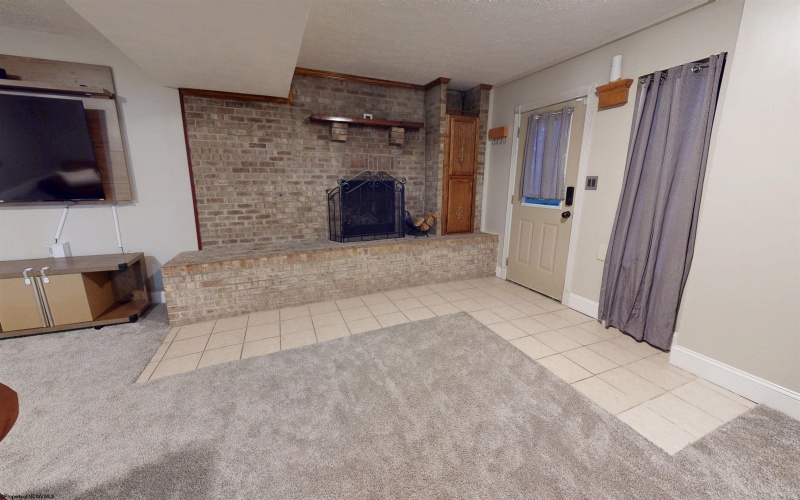 2052 Purinton Street, Morgantown, West Virginia 26505, 4 Bedroom Bedrooms, 10 Room Rooms,3 BathroomBathrooms,Single Family Detached,For Sale,Purinton,0,10166956