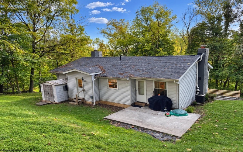 2052 Purinton Street, Morgantown, West Virginia 26505, 4 Bedroom Bedrooms, 10 Room Rooms,3 BathroomBathrooms,Single Family Detached,For Sale,Purinton,0,10166956