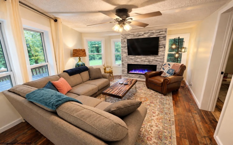 714 Bluebell Drive, Terra Alta, West Virginia 26764-9999, 3 Bedroom Bedrooms, 4 Room Rooms,1 BathroomBathrooms,Single Family Detached,For Sale,Bluebell,0,10166967