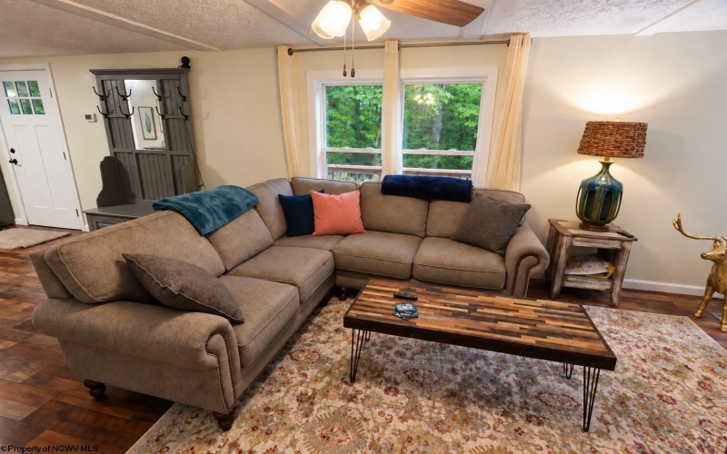 714 Bluebell Drive, Terra Alta, West Virginia 26764-9999, 3 Bedroom Bedrooms, 4 Room Rooms,1 BathroomBathrooms,Single Family Detached,For Sale,Bluebell,0,10166967