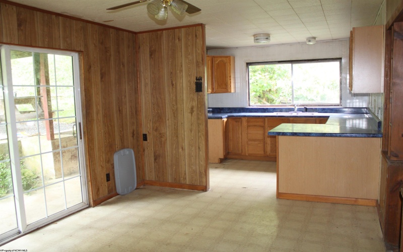 233 Kingfisher Road, Webster Springs, West Virginia 26288, 4 Bedroom Bedrooms, 14 Room Rooms,1 BathroomBathrooms,Single Family Detached,For Sale,Kingfisher,0,10161515