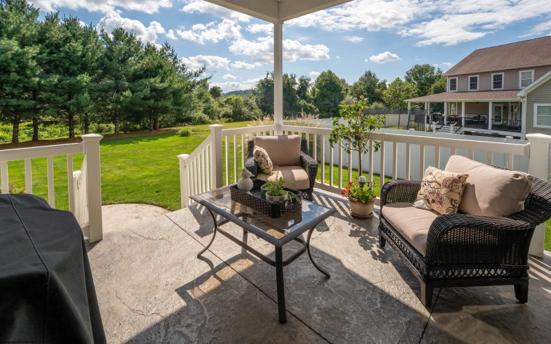 102 Harwich Circle, Morgantown, West Virginia 26508, 4 Bedroom Bedrooms, 10 Room Rooms,3 BathroomBathrooms,Single Family Detached,For Sale,Harwich,0,10166957
