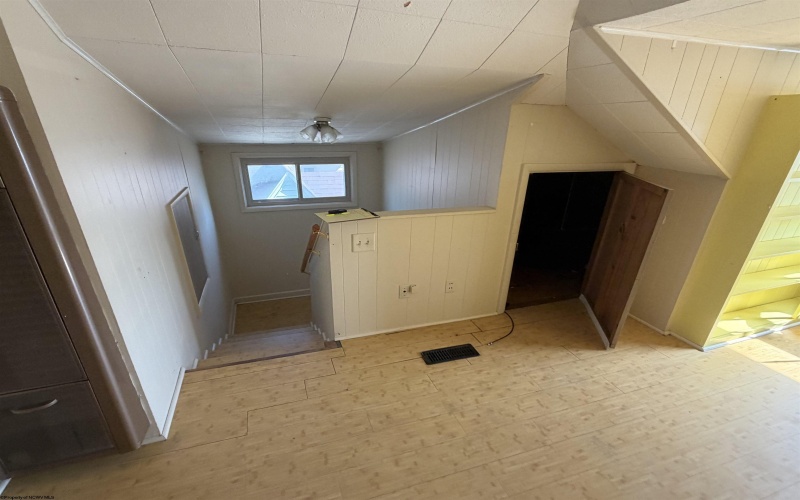1008 Davis Avenue, Elkins, West Virginia 26241, 3 Bedroom Bedrooms, 7 Room Rooms,2 BathroomBathrooms,Single Family Detached,For Sale,Davis,0,10166961