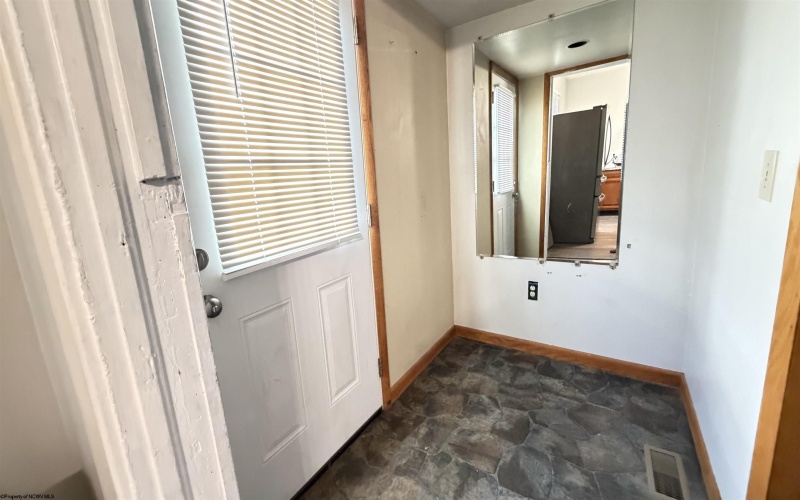 117 Grand Avenue, Bridgeport, West Virginia 26330-1709, 2 Bedroom Bedrooms, 5 Room Rooms,1 BathroomBathrooms,Single Family Detached,For Sale,Grand,0,10166960