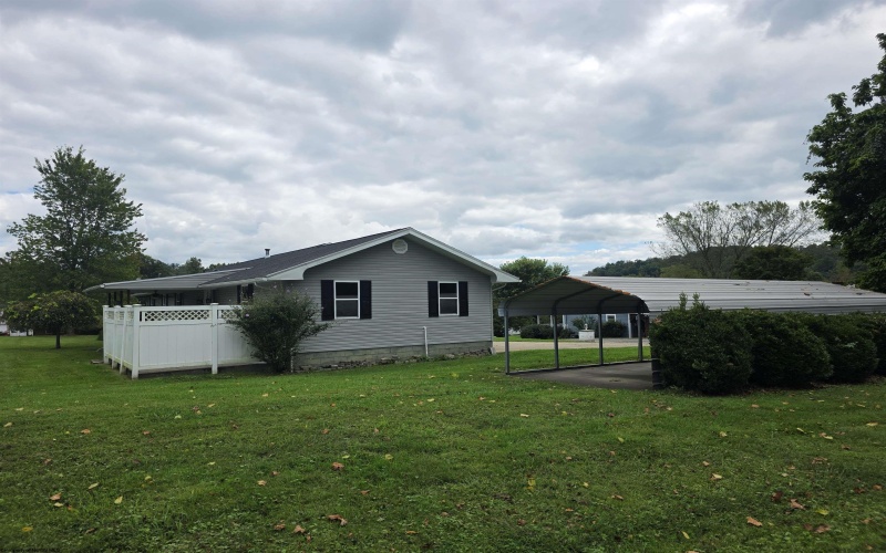 1226 Philli Lane, Shinnston, West Virginia 26431, 3 Bedroom Bedrooms, 7 Room Rooms,3 BathroomBathrooms,Single Family Detached,For Sale,Philli,0,10166959