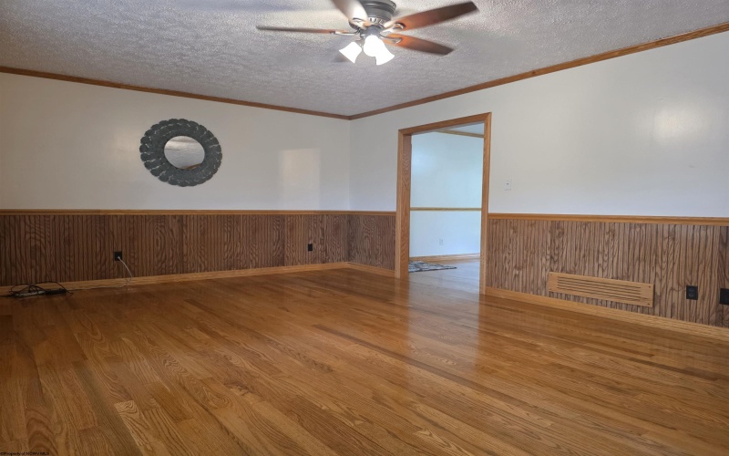 1226 Philli Lane, Shinnston, West Virginia 26431, 3 Bedroom Bedrooms, 7 Room Rooms,3 BathroomBathrooms,Single Family Detached,For Sale,Philli,0,10166959