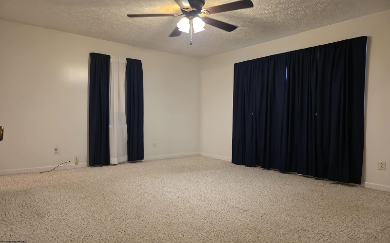 1226 Philli Lane, Shinnston, West Virginia 26431, 3 Bedroom Bedrooms, 7 Room Rooms,3 BathroomBathrooms,Single Family Detached,For Sale,Philli,0,10166959