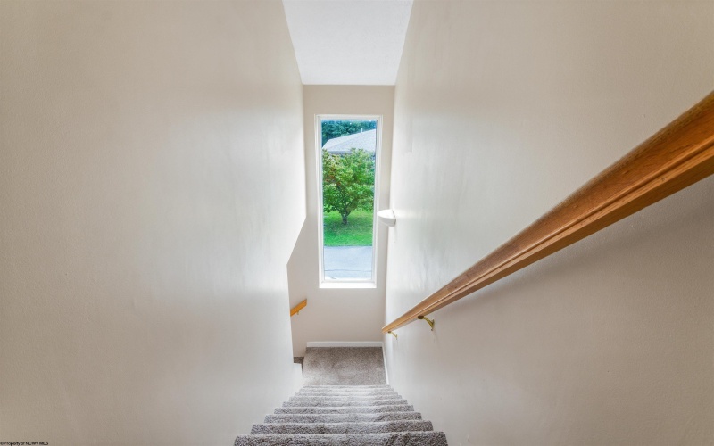 503 Pierpont Heights, Morgantown, West Virginia 26508, 2 Bedroom Bedrooms, 4 Room Rooms,2 BathroomBathrooms,Single Family Attached,For Sale,Pierpont,0,10166979