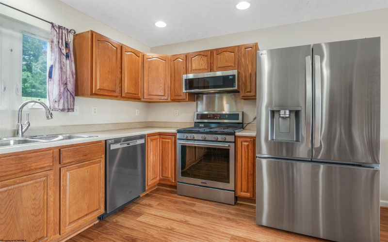 503 Pierpont Heights, Morgantown, West Virginia 26508, 2 Bedroom Bedrooms, 4 Room Rooms,2 BathroomBathrooms,Single Family Attached,For Sale,Pierpont,0,10166979