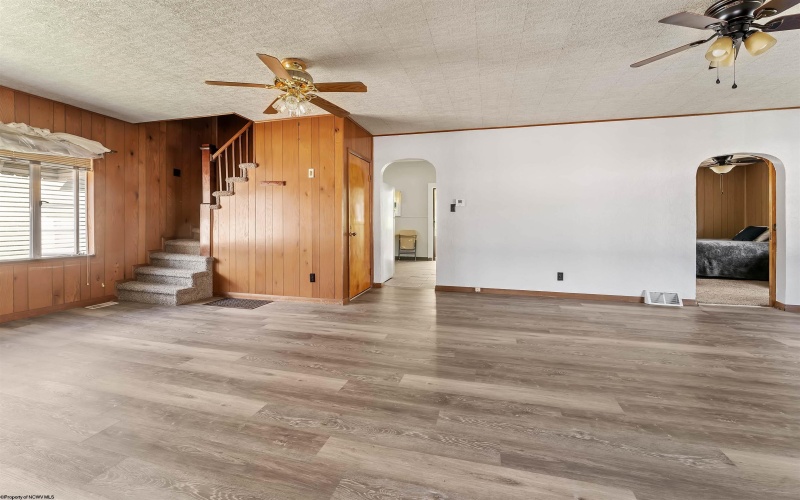 1133 Speedway Avenue, Fairmont, West Virginia 26554, 3 Bedroom Bedrooms, 6 Room Rooms,1 BathroomBathrooms,Single Family Detached,For Sale,Speedway,0,10166974