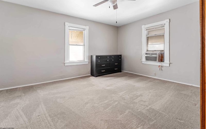 1133 Speedway Avenue, Fairmont, West Virginia 26554, 3 Bedroom Bedrooms, 6 Room Rooms,1 BathroomBathrooms,Single Family Detached,For Sale,Speedway,0,10166974