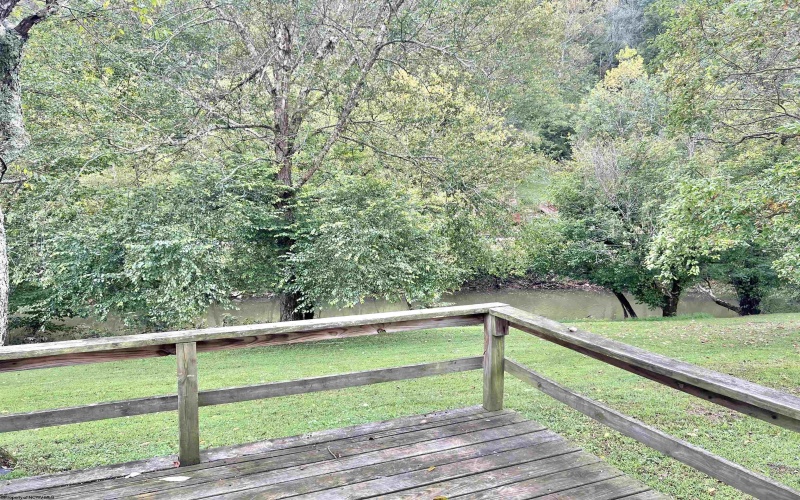 238 Main Street, Burnsville, West Virginia 26335, 3 Bedroom Bedrooms, 6 Room Rooms,2 BathroomBathrooms,Single Family Detached,For Sale,Main,0,10166976