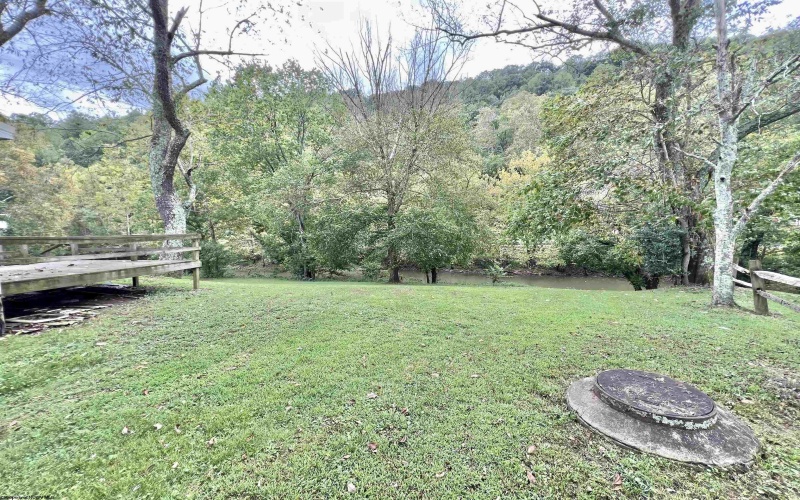 238 Main Street, Burnsville, West Virginia 26335, 3 Bedroom Bedrooms, 6 Room Rooms,2 BathroomBathrooms,Single Family Detached,For Sale,Main,0,10166976