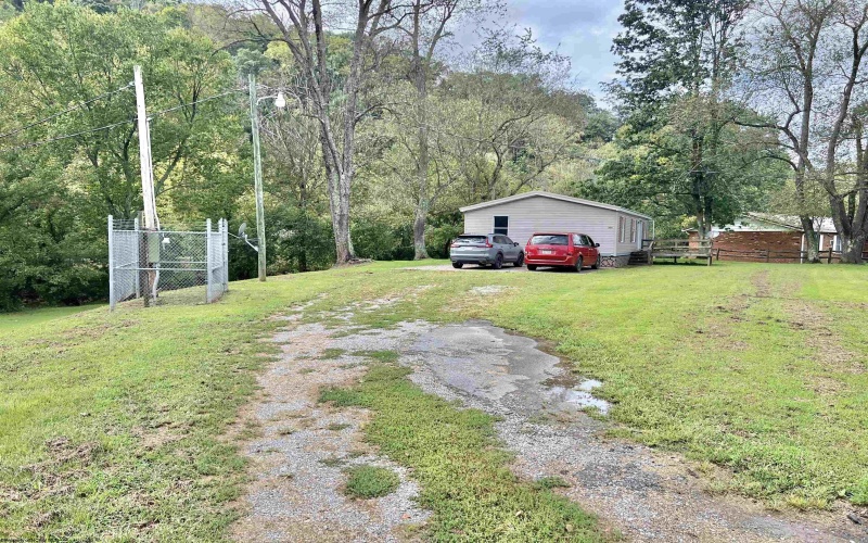 238 Main Street, Burnsville, West Virginia 26335, 3 Bedroom Bedrooms, 6 Room Rooms,2 BathroomBathrooms,Single Family Detached,For Sale,Main,0,10166976