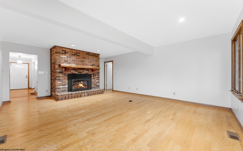 875 Vandalia Road, Morgantown, West Virginia 26501, 3 Bedroom Bedrooms, 7 Room Rooms,2 BathroomBathrooms,Single Family Detached,For Sale,Vandalia,0,10166975