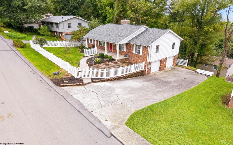 875 Vandalia Road, Morgantown, West Virginia 26501, 3 Bedroom Bedrooms, 7 Room Rooms,2 BathroomBathrooms,Single Family Detached,For Sale,Vandalia,0,10166975