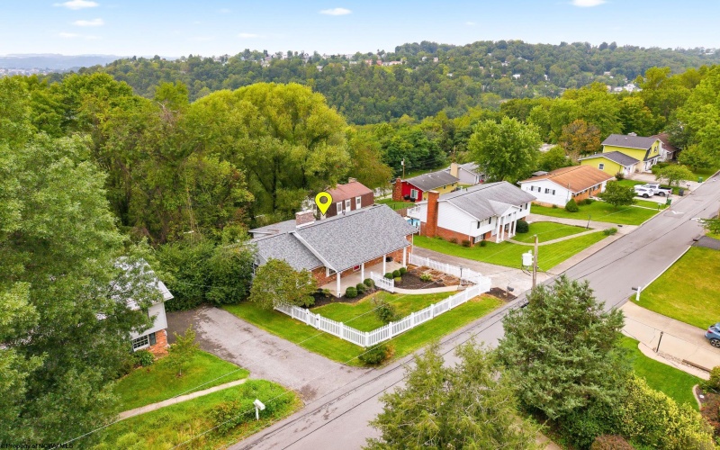 875 Vandalia Road, Morgantown, West Virginia 26501, 3 Bedroom Bedrooms, 7 Room Rooms,2 BathroomBathrooms,Single Family Detached,For Sale,Vandalia,0,10166975