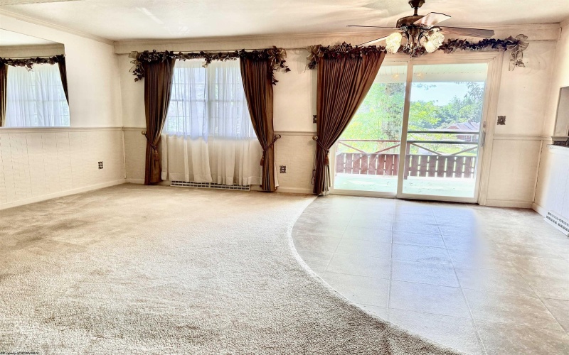 1924 Country Club Road, Fairmont, West Virginia 26554, 3 Bedroom Bedrooms, 6 Room Rooms,3 BathroomBathrooms,Single Family Detached,For Sale,Country Club,0,10166985