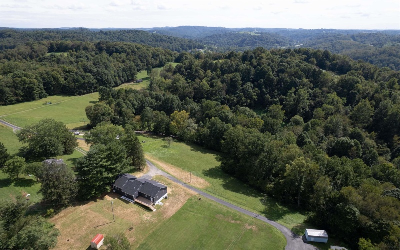 393 Viola Road, Fairmont, West Virginia 26554, 5 Bedroom Bedrooms, 9 Room Rooms,3 BathroomBathrooms,Single Family Detached,For Sale,Viola,0,10166995