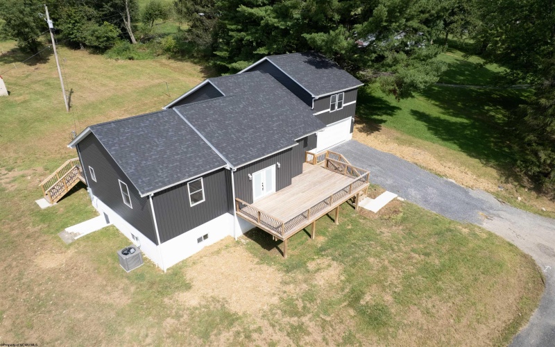 393 Viola Road, Fairmont, West Virginia 26554, 5 Bedroom Bedrooms, 9 Room Rooms,3 BathroomBathrooms,Single Family Detached,For Sale,Viola,0,10166995