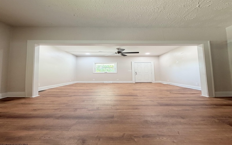 523 Lawman Avenue, Bridgeport, West Virginia 26330, 3 Bedroom Bedrooms, 7 Room Rooms,2 BathroomBathrooms,Single Family Detached,For Sale,Lawman,0,10165083