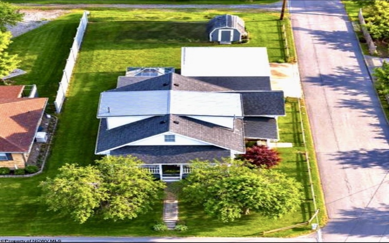 523 Lawman Avenue, Bridgeport, West Virginia 26330, 3 Bedroom Bedrooms, 7 Room Rooms,2 BathroomBathrooms,Single Family Detached,For Sale,Lawman,0,10165083