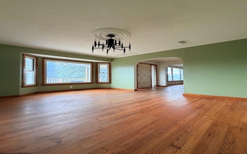 1571 Pennsylvania Avenue, Fairmont, West Virginia 26554, 3 Bedroom Bedrooms, 7 Room Rooms,2 BathroomBathrooms,Single Family Detached,For Sale,Pennsylvania,0,10166694