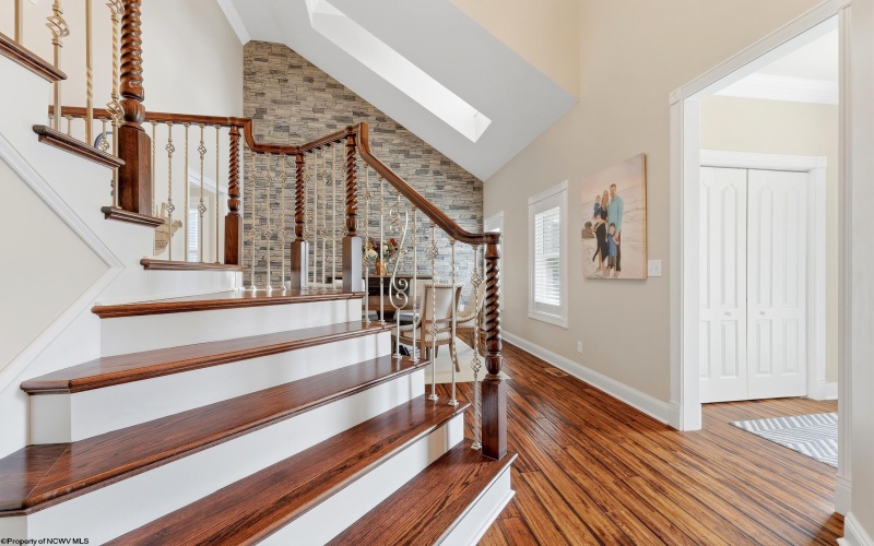 1148 Windsor Avenue, Morgantown, West Virginia 26505, 5 Bedroom Bedrooms, 11 Room Rooms,3 BathroomBathrooms,Single Family Detached,For Sale,Windsor,0,10166991