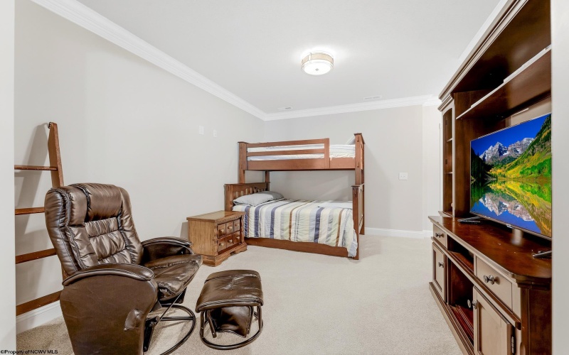 1148 Windsor Avenue, Morgantown, West Virginia 26505, 5 Bedroom Bedrooms, 11 Room Rooms,3 BathroomBathrooms,Single Family Detached,For Sale,Windsor,0,10166991