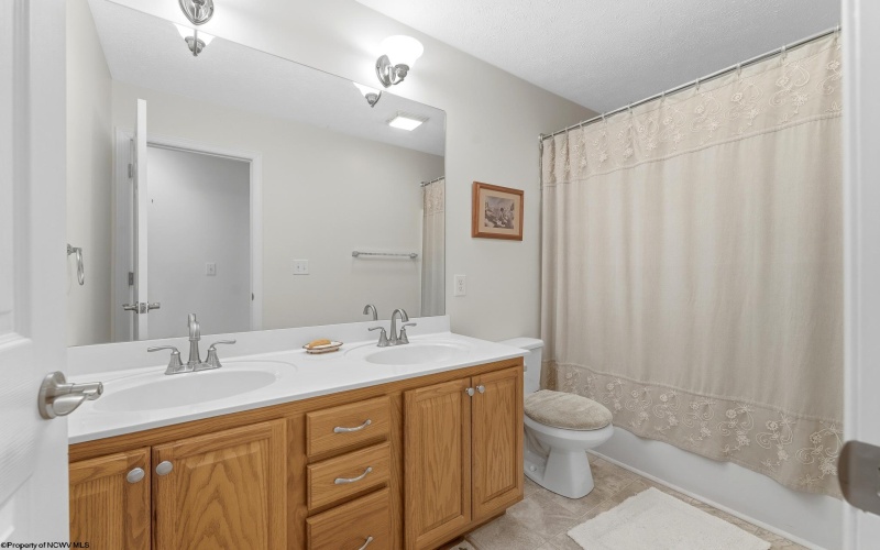22 Antietam Drive, Morgantown, West Virginia 26508, 4 Bedroom Bedrooms, 7 Room Rooms,2 BathroomBathrooms,Single Family Detached,For Sale,Antietam,0,10166994