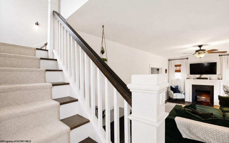 234 Willowdale Road, Morgantown, West Virginia 26505, 3 Bedroom Bedrooms, 7 Room Rooms,3 BathroomBathrooms,Single Family Detached,For Sale,Willowdale,0,10167001