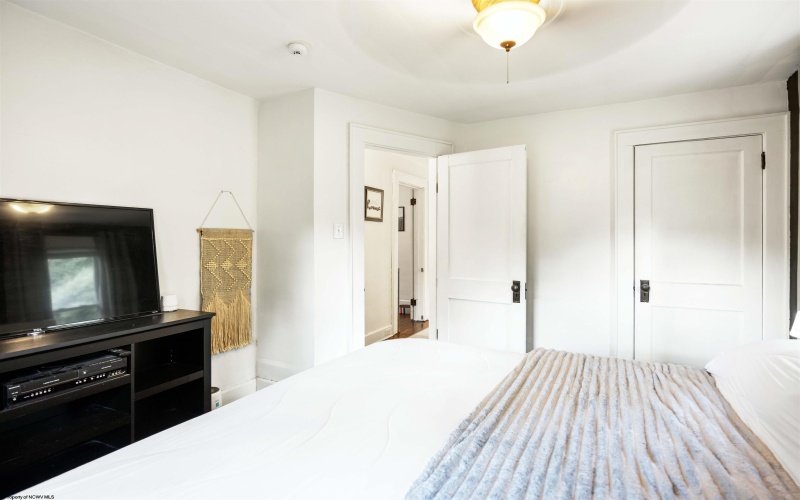 234 Willowdale Road, Morgantown, West Virginia 26505, 3 Bedroom Bedrooms, 7 Room Rooms,3 BathroomBathrooms,Single Family Detached,For Sale,Willowdale,0,10167001