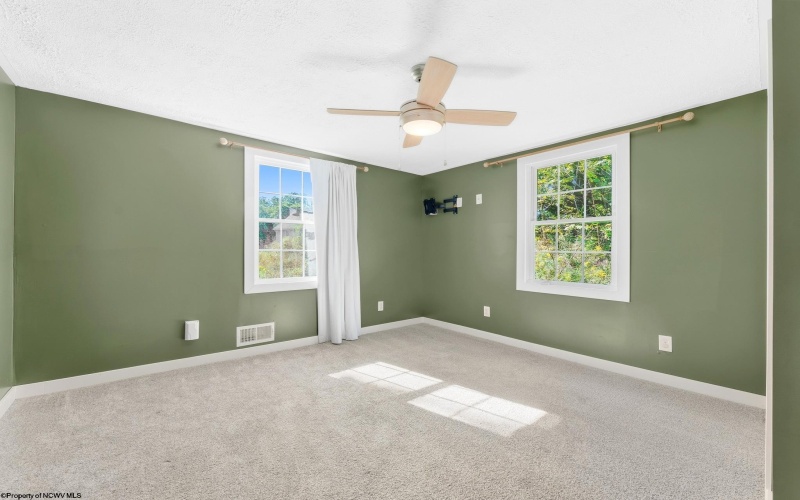 160 Starlite Road, Lemont Furnace, Pennsylvania 15456, 2 Bedroom Bedrooms, 5 Room Rooms,2 BathroomBathrooms,Single Family Detached,For Sale,Starlite,0,10167000